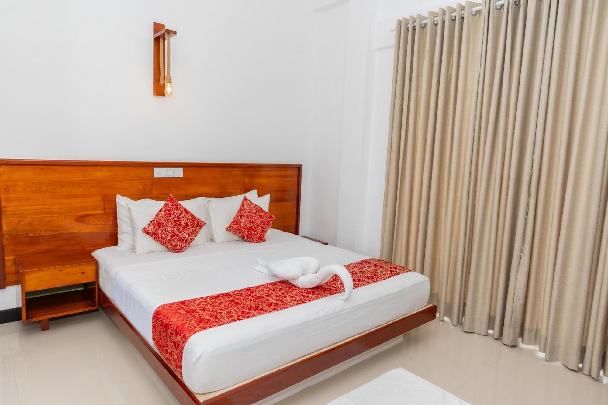 Sea Cloud Hotel Унаватуна Екстериор снимка