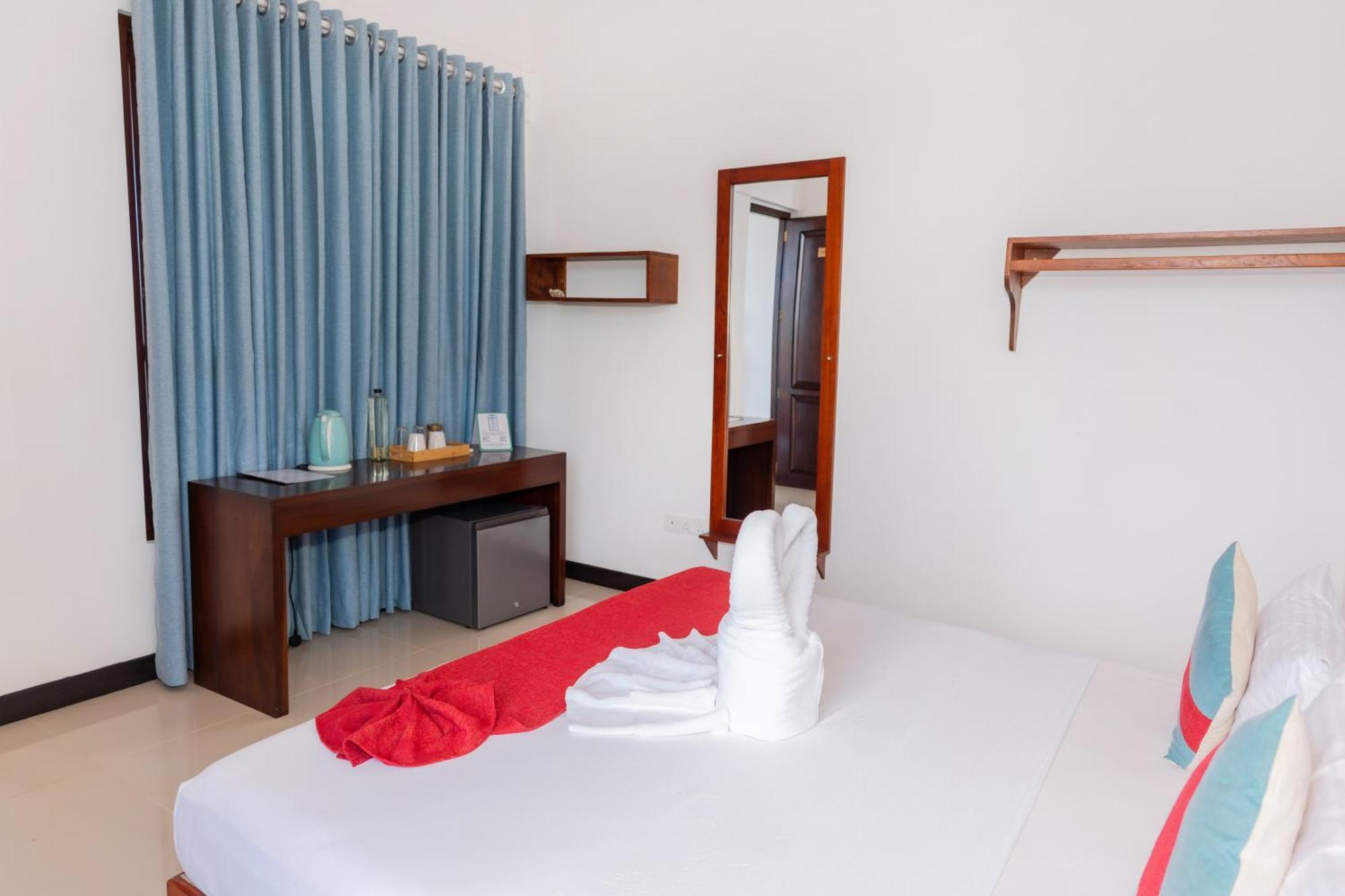 Sea Cloud Hotel Унаватуна Екстериор снимка