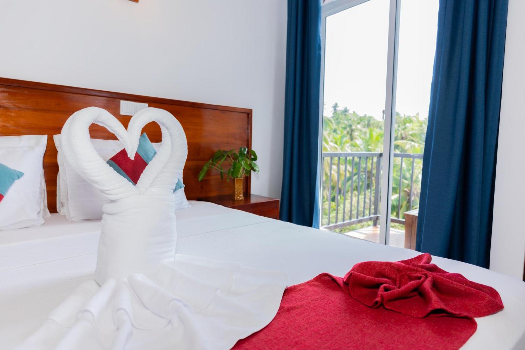 Sea Cloud Hotel Унаватуна Екстериор снимка