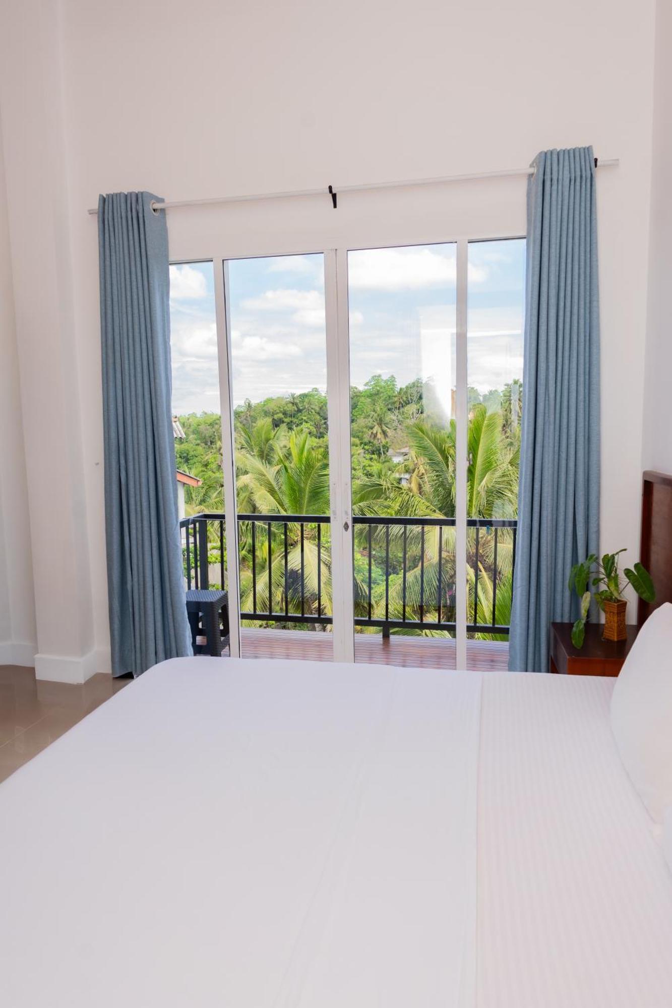 Sea Cloud Hotel Унаватуна Екстериор снимка