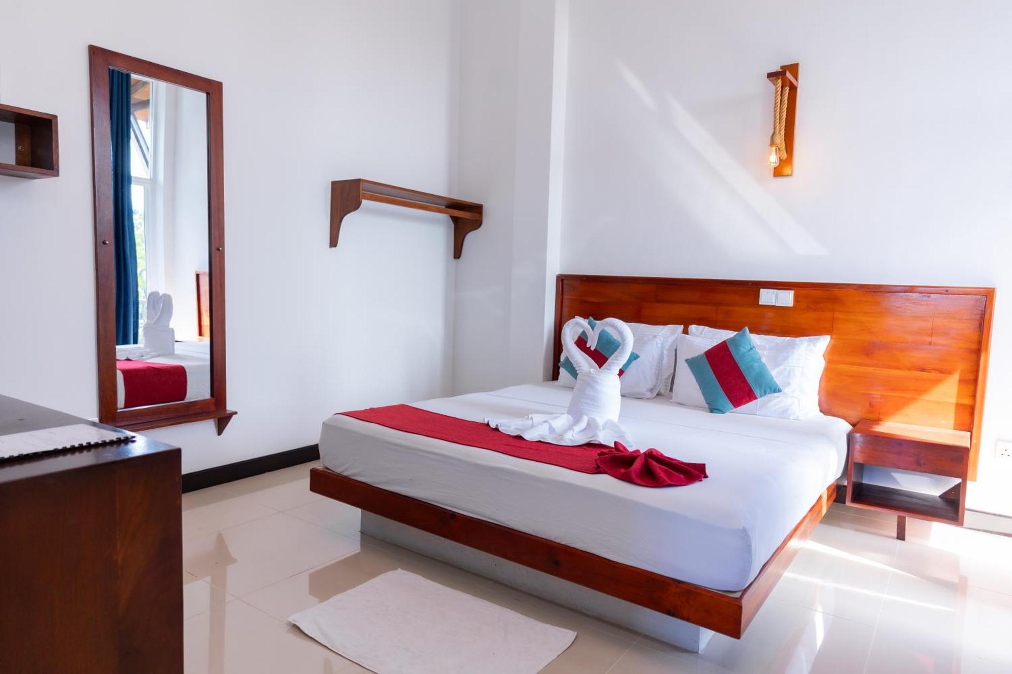 Sea Cloud Hotel Унаватуна Екстериор снимка