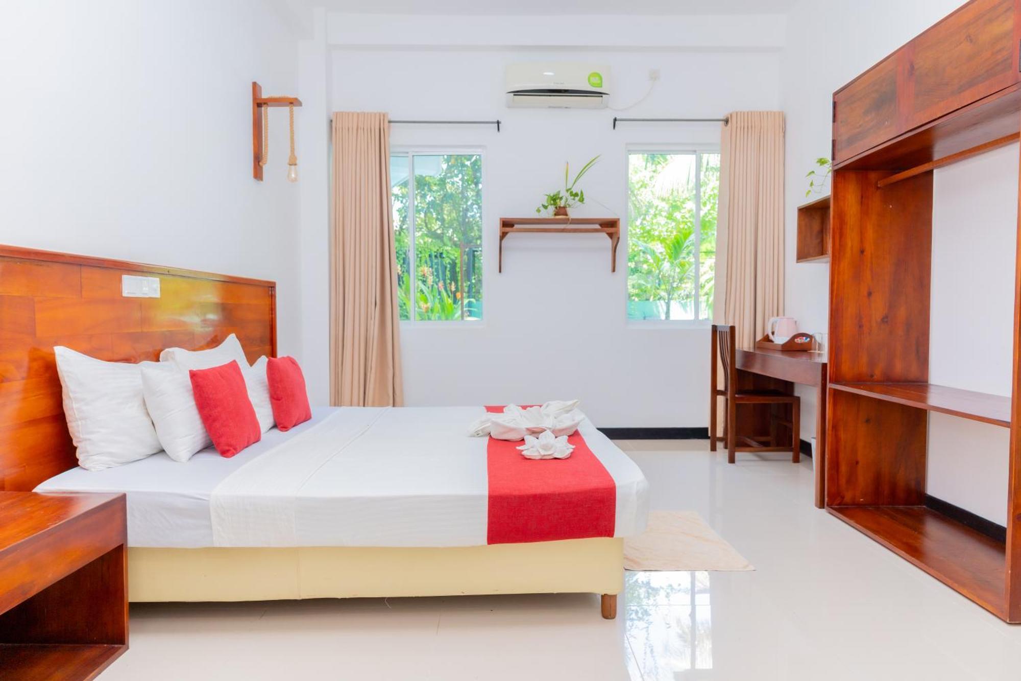 Sea Cloud Hotel Унаватуна Екстериор снимка